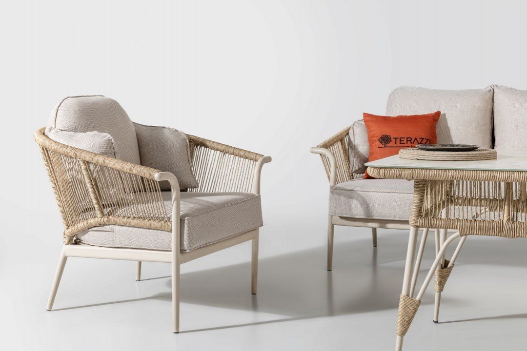 Aqua 3-1-1 Cam Sehpalı Oturma Grubu